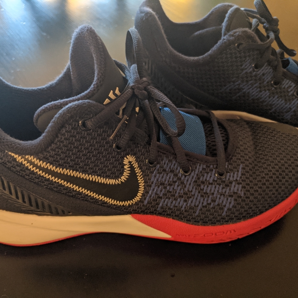 Nike Kyrie Flytrap II